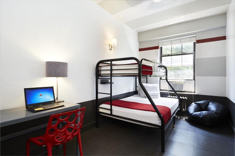 Kaplan student accommodation in Chicago - Chicago Getaway Hostel 1