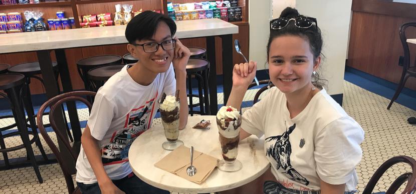 students eating ice creams